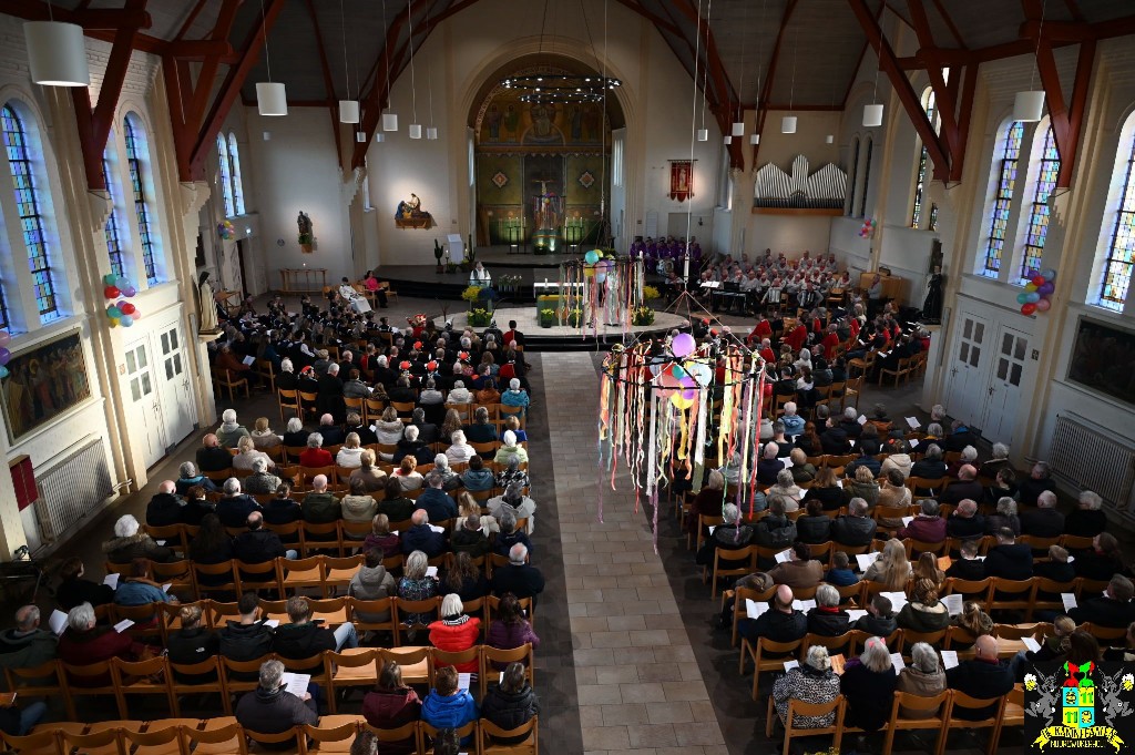 ../Images/Kerkmis 66 jaar Kaninefaaten 022.jpg